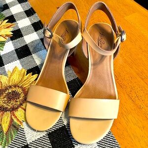 Lucky Brand Sandals